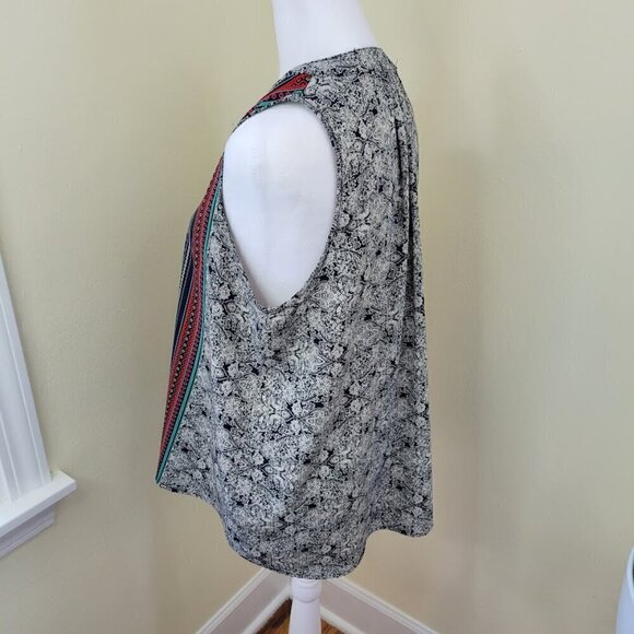 Renee C Blouse Vibrant Geometric Print Multicolor Sleeveless V-Neck Top Size L - Picture 4 of 10